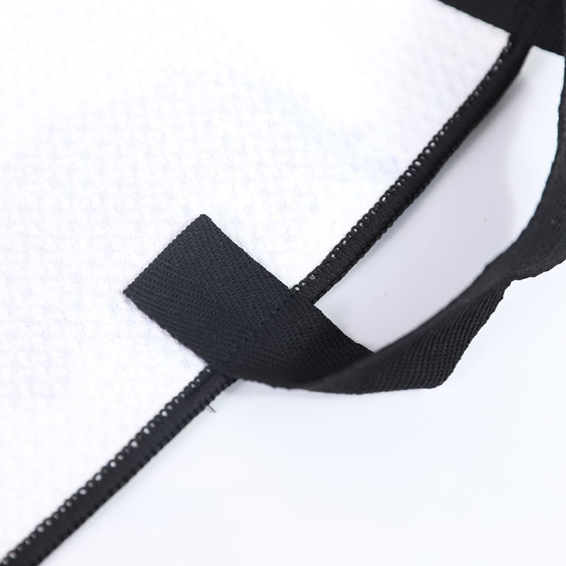 Horizontal Microfiber golf towel with Woven tape - 3