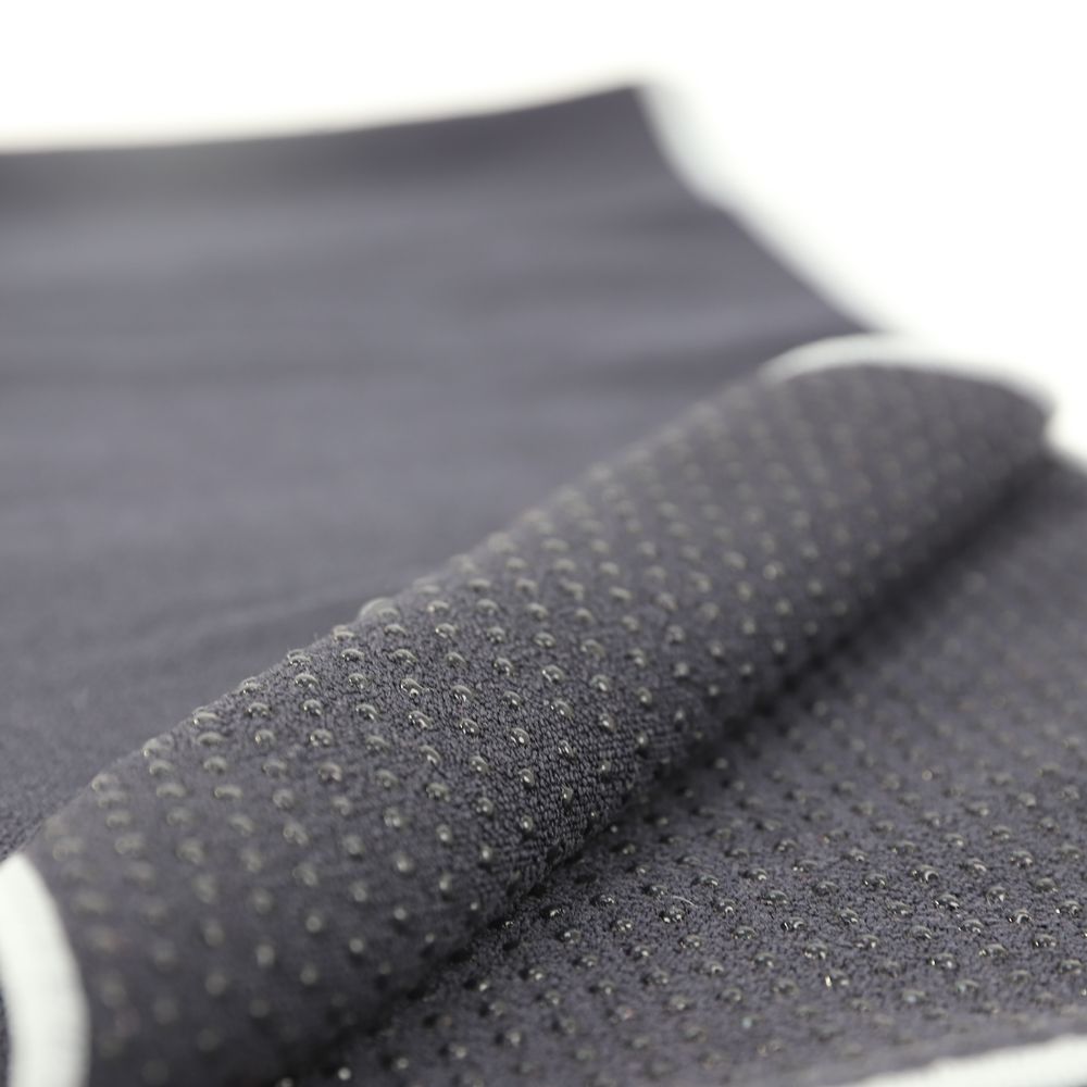 360gsm Premium Microfiber Yoga Mats Towel with Enhanced Silicone Grip – Multiple Colors Available - 4