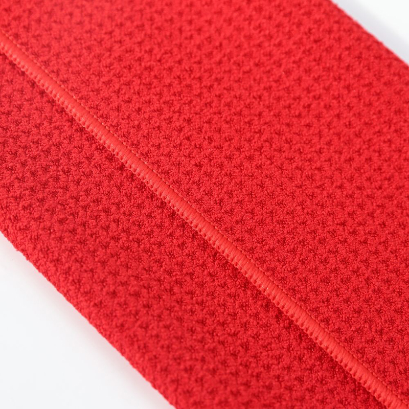 420GSM 16″ x 24″ Tri-Fold Portable Microfiber Fabric Waffle Pattern Golf TowelEmbroidered Golf Towel - 5